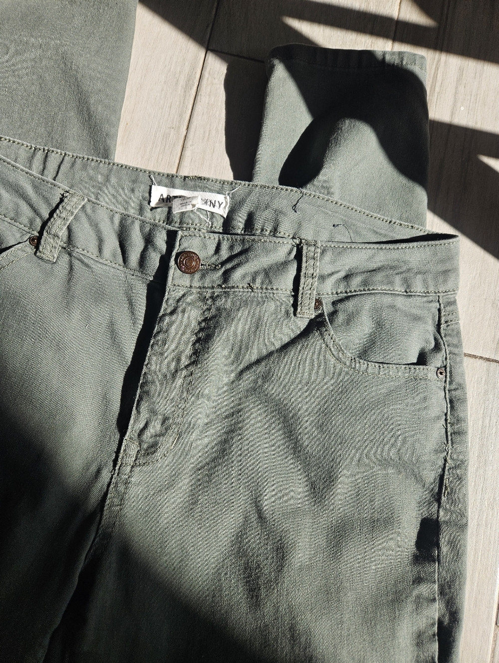 Artisan NY Women’s Olive Green Stretch Jeans - Classic Back Pocket Design